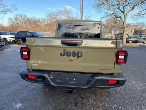 2026 Jeep Gladiator Sahara