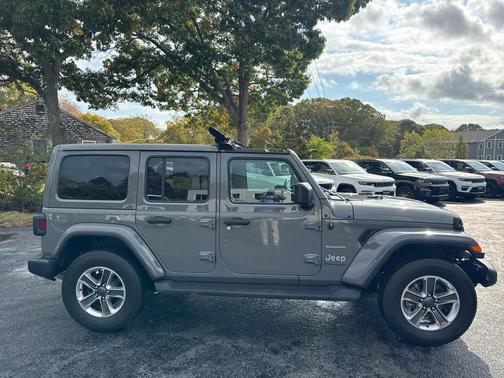 2023 Jeep Wrangler Sahara