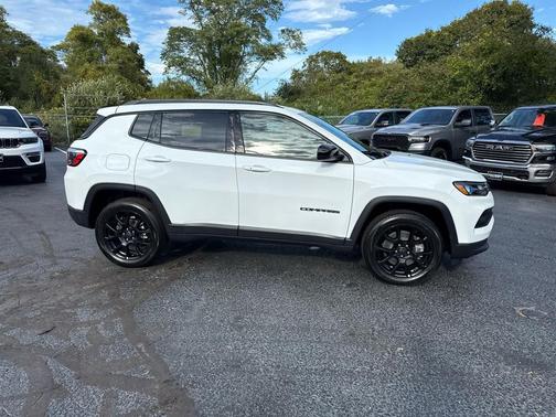 2026 Jeep Compass Latitude