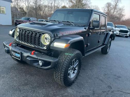 2025 Jeep Gladiator Mojave X