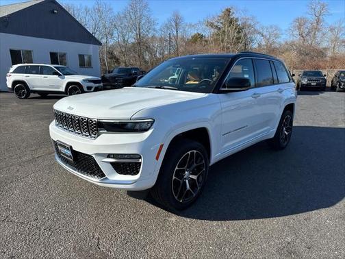 2025 Jeep Grand Cherokee Summit