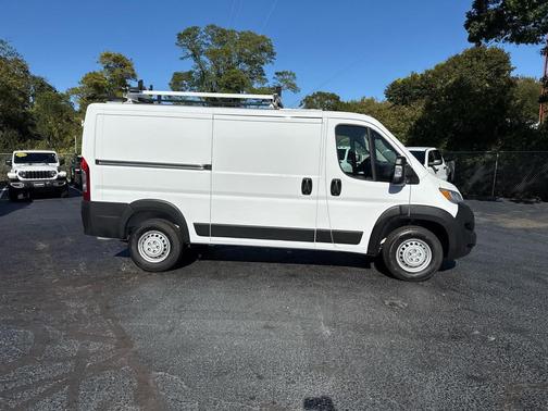 2025 RAM ProMaster 2500 Tradesman