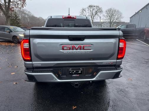 2023 GMC Canyon AT4