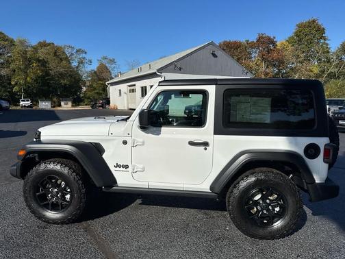 2022 Jeep Wrangler Sport S