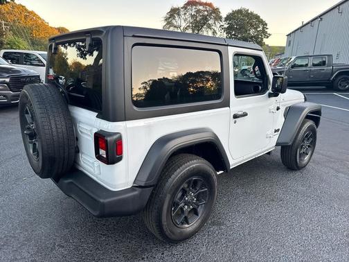 2022 Jeep Wrangler Sport S