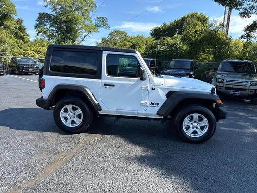 2022 Jeep Wrangler Sport S