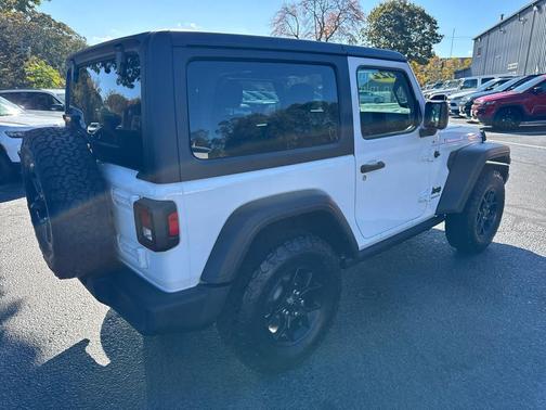 2022 Jeep Wrangler Sport S