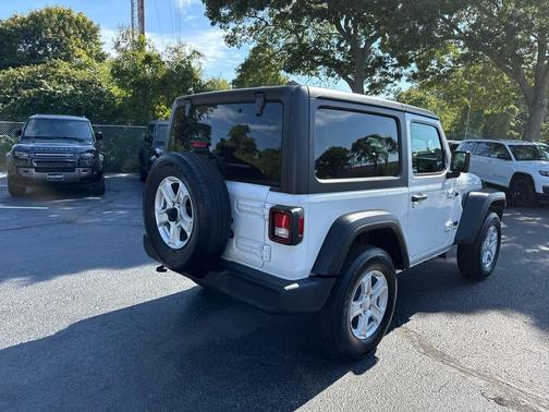 2022 Jeep Wrangler Sport S