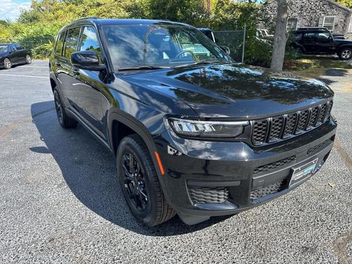 2025 Jeep Grand Cherokee L Altitude