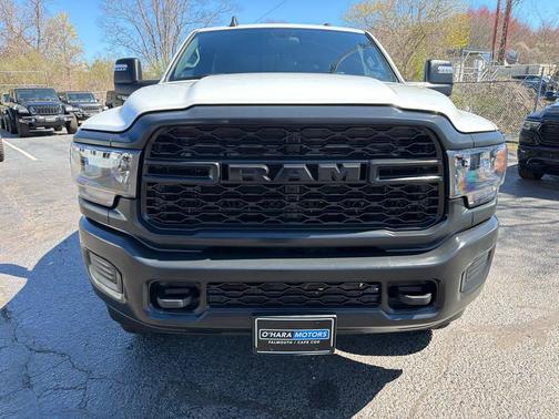 Bright White Clearcoat 2023 RAM 2500 Tradesman