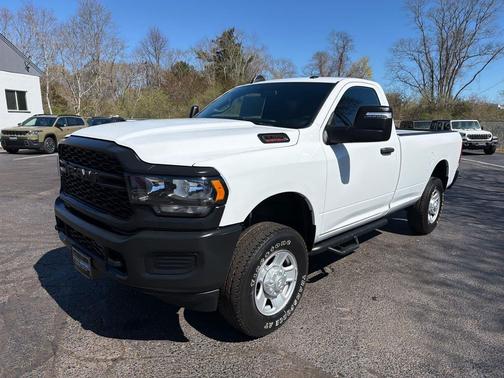 Bright White Clearcoat 2023 RAM 2500 Tradesman