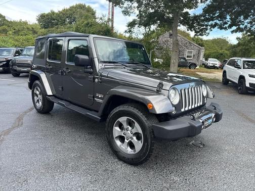 2017 Jeep Wrangler Unlimited Sahara