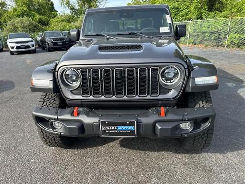 2025 Jeep Gladiator Mojave X