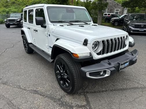 2025 Jeep Wrangler 4xe Sahara
