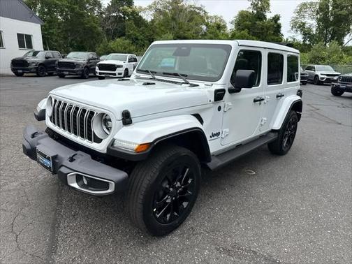 2025 Jeep Wrangler 4xe Sahara