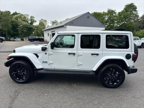 2025 Jeep Wrangler 4xe Sahara