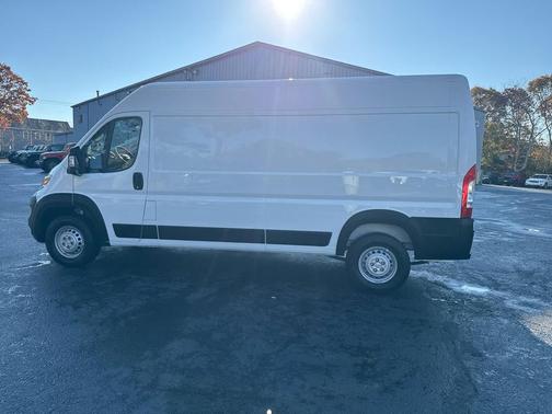 2025 RAM ProMaster 2500 Tradesman