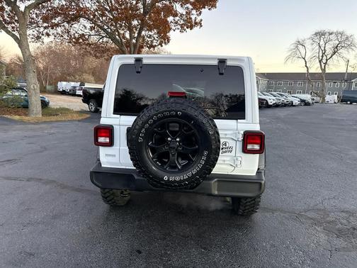 2022 Jeep Wrangler Willys