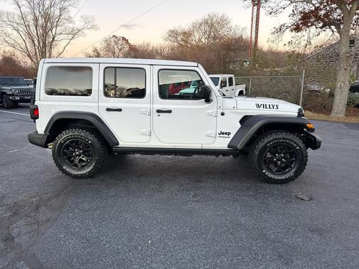 2022 Jeep Wrangler Willys