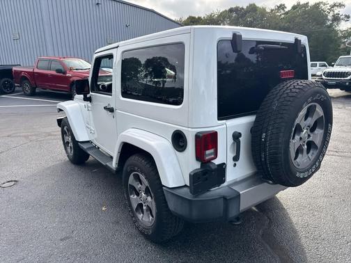 2017 Jeep Wrangler Sahara