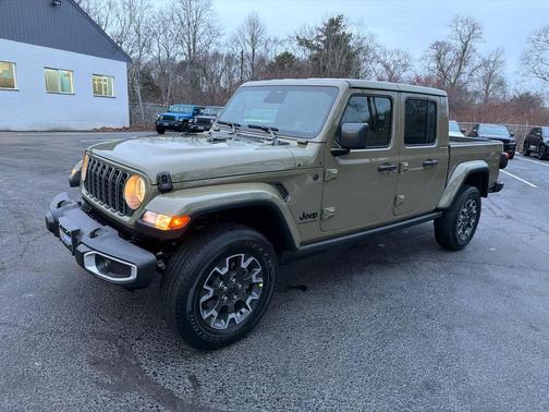 2026 Jeep Gladiator Sahara