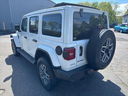 2025 Jeep Wrangler Sahara
