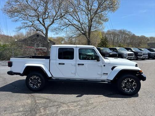 2025 Jeep Gladiator Sport S