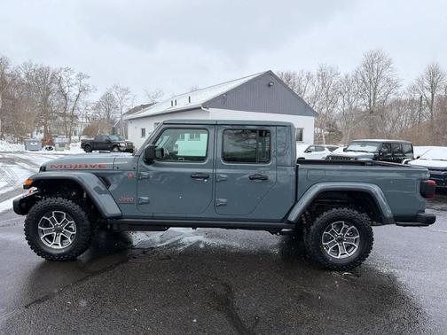 2026 Jeep Gladiator Mojave X