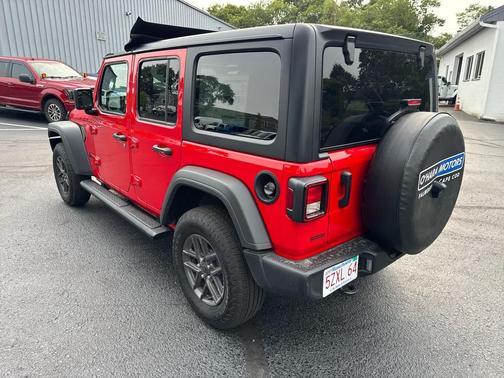 2025 Jeep Wrangler Sport S