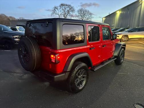 2025 Jeep Wrangler Sport S