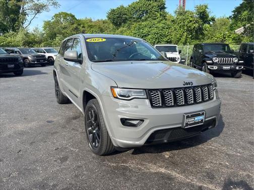2021 Jeep Grand Cherokee Laredo