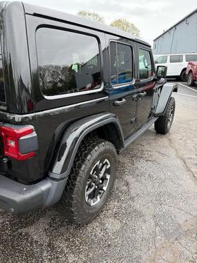 Black Clearcoat 2024 Jeep Wrangler 4xe Rubicon X