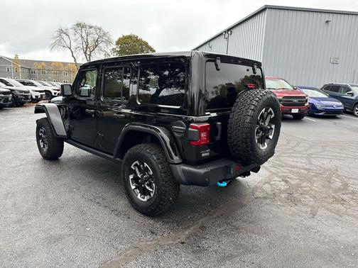 2024 Jeep Wrangler 4xe Rubicon X