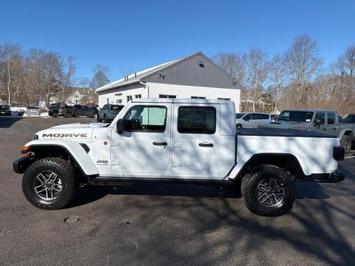 2026 Jeep Gladiator Mojave X
