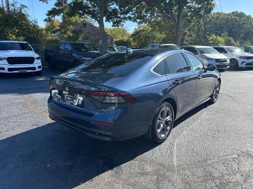 2024 Honda Accord EX 1.5T