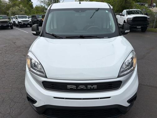 Bright White 2022 RAM ProMaster City Tradesman