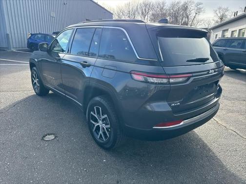 2025 Jeep Grand Cherokee Limited X