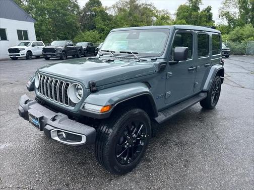 2025 Jeep Wrangler 4xe Sahara