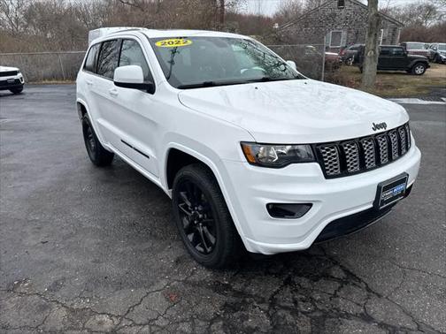 2022 Jeep Grand Cherokee Laredo