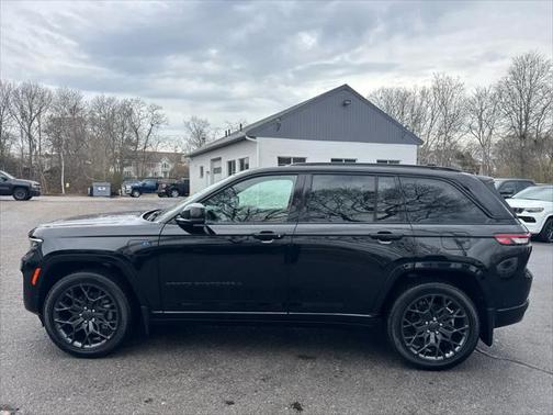 2024 Jeep Grand Cherokee 4xe Summit