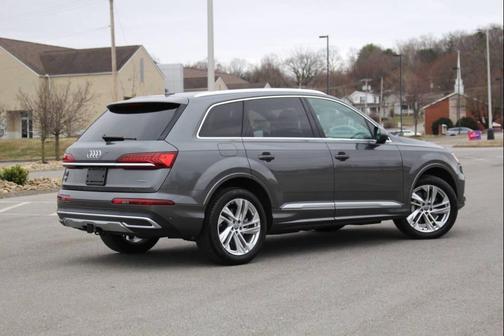 2020 Audi Q7 55 Premium Plus