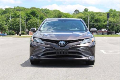 2018 Toyota Camry Hybrid XLE