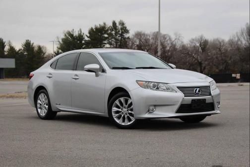 2013 Lexus ES 300h Base