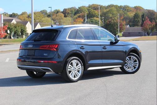 2018 Audi Q5 2.0T Premium Plus