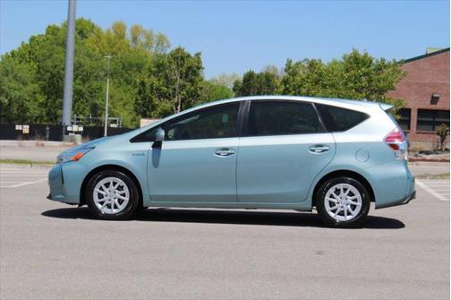 2015 Toyota Prius v Three