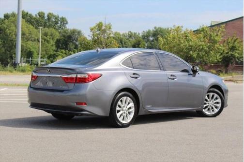 2014 Lexus ES 300h Base