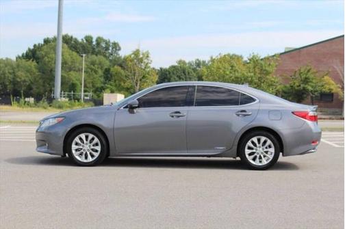 2014 Lexus ES 300h Base