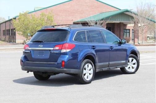 2010 Subaru Outback 2.5 i Premium