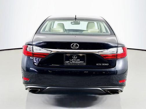 2016 Lexus ES 350 Base