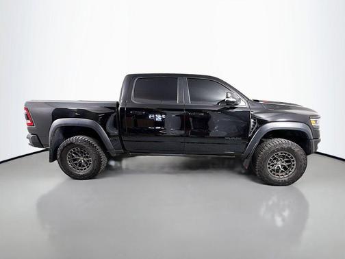 Diamond Black Crystal Pearlcoat 2021 RAM 1500 TRX